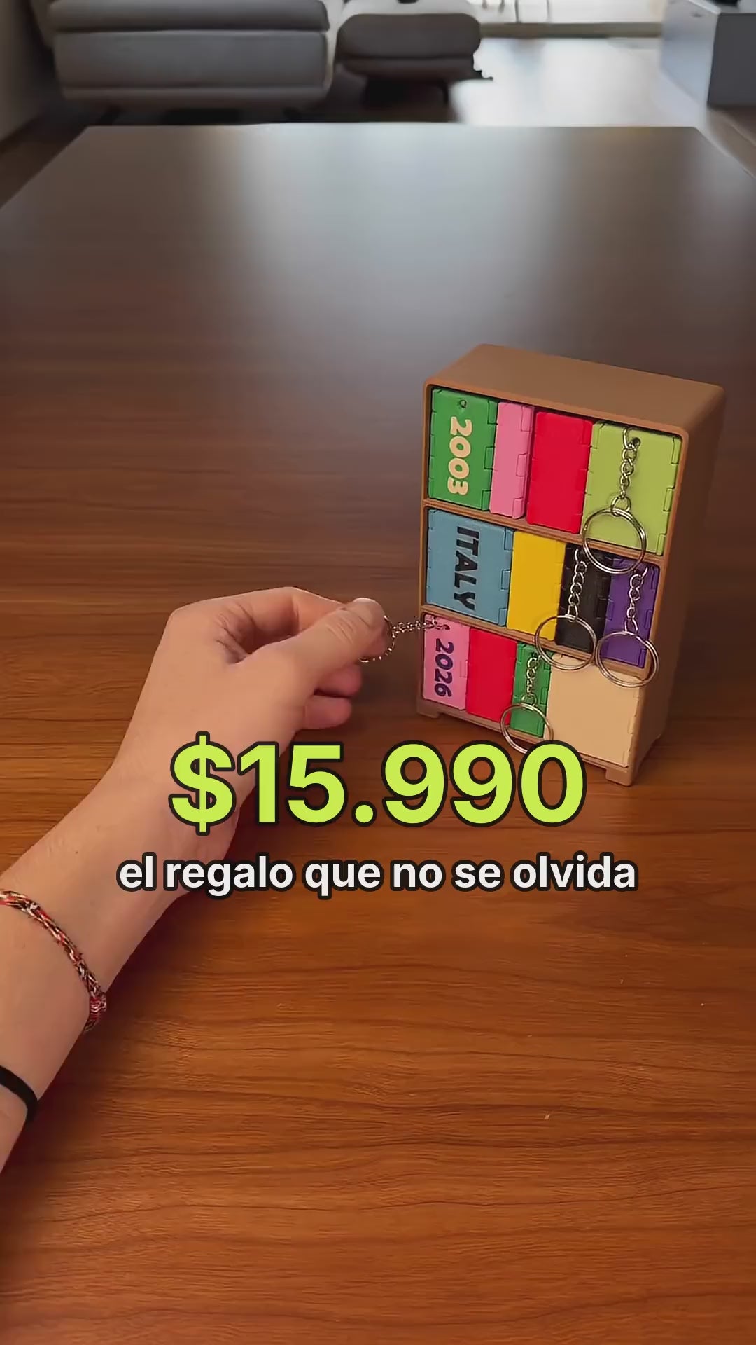 Video: mini álbum y estante exhibidor